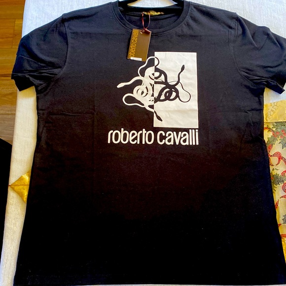 Roberto Cavalli Other - 🖤ROBERTO CAVALLI🖤 MEN’S BLACK SHORT SLEEVE TEE. NWT🤩 Excellent Deal.Size L